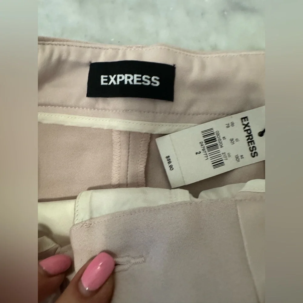 Express shorts. - Picture 3 of 3